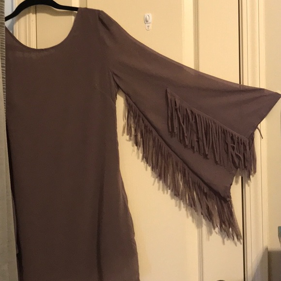 Long sleeve fringe dress - Picture 4 of 4